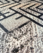 Labyrinthine Lines